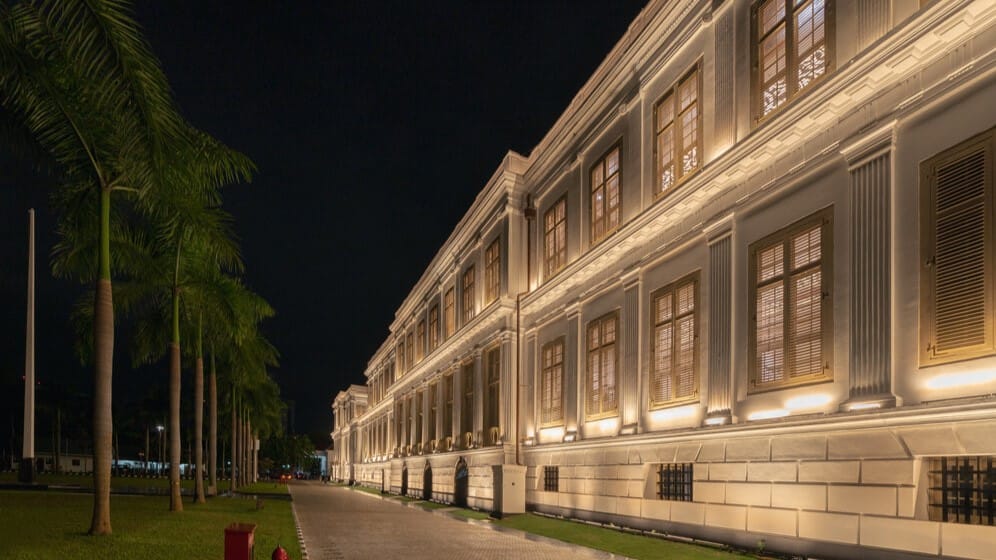 Gedung AA Maramis